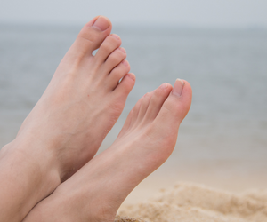 Pieds de Velours : Massage Dos et Soin des Callosités Pieds